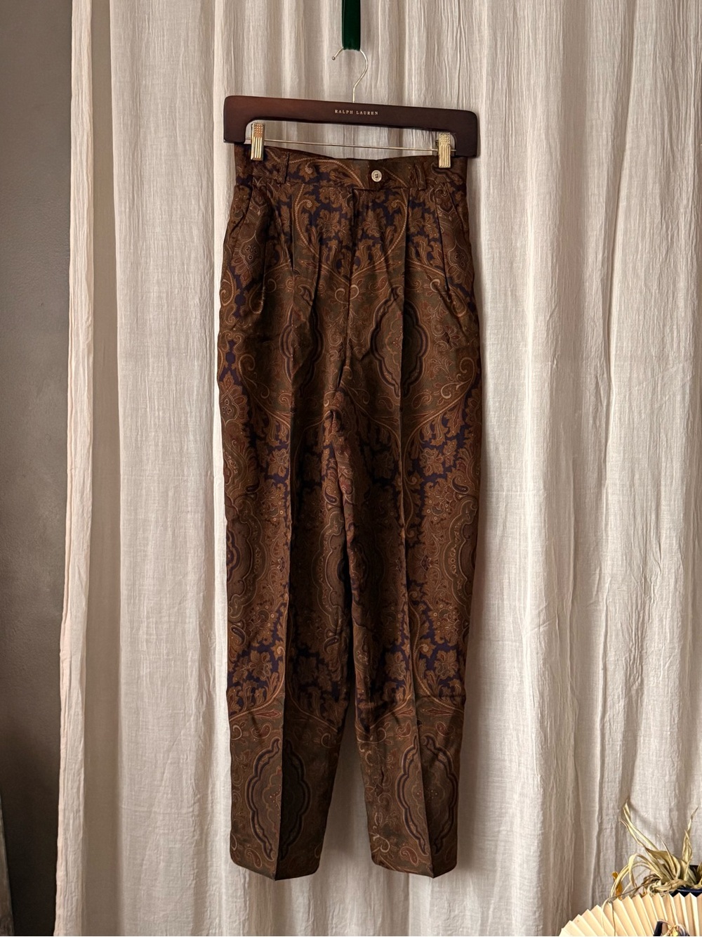 Vintage Talbots Brown Paisley high waisted pleated Trousers quiet luxury